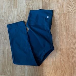 Lululemon wunder under crop